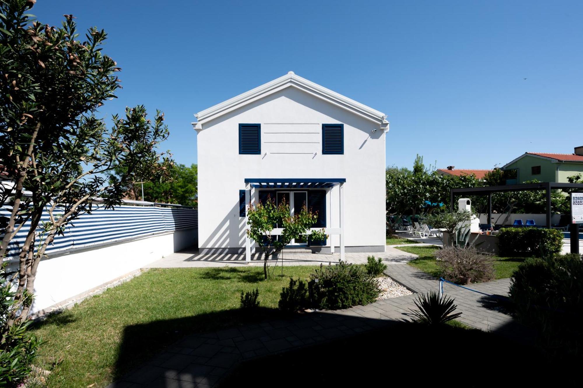Adorami Apartments باشْكا المظهر الخارجي الصورة