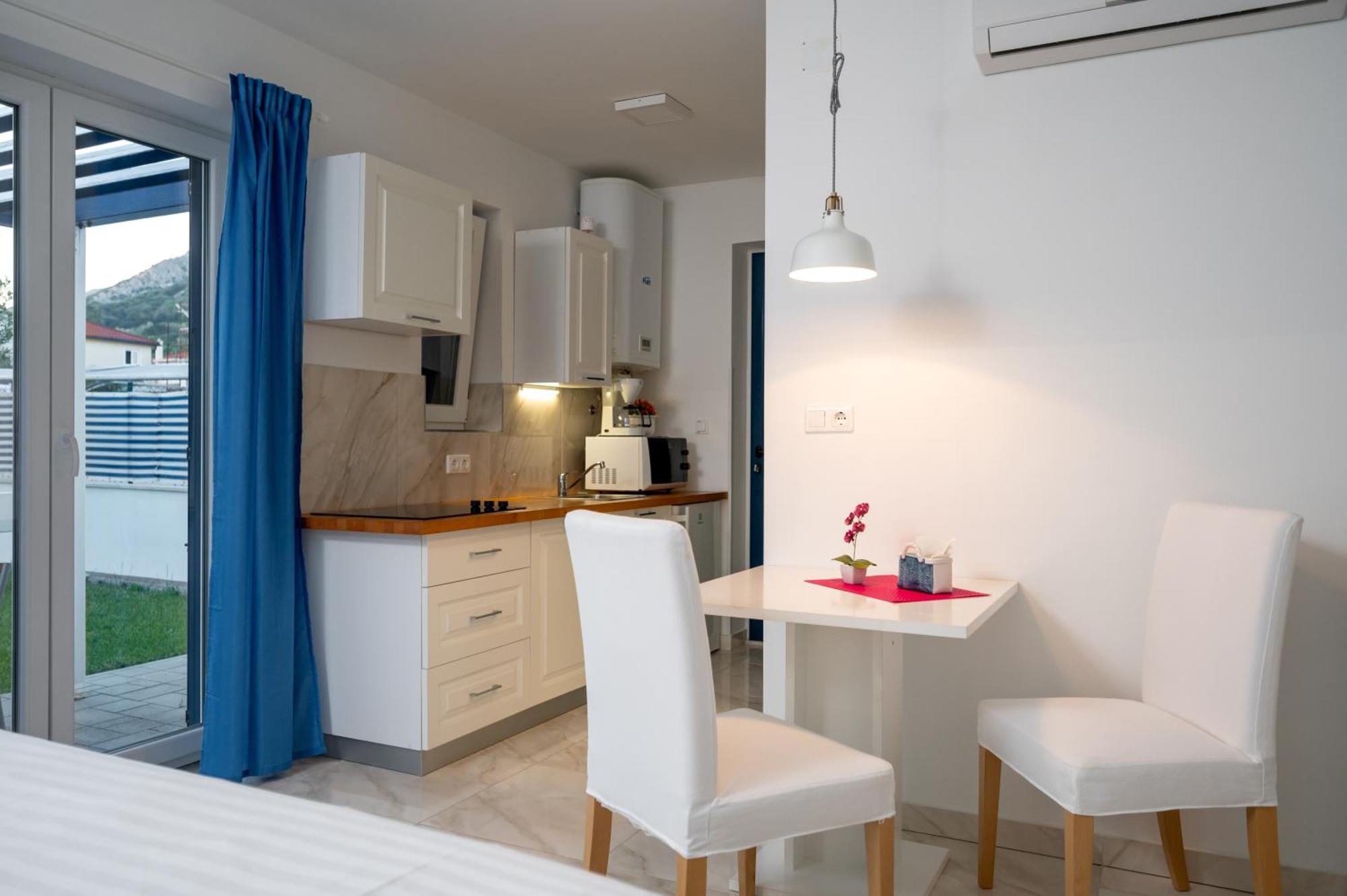 Adorami Apartments باشْكا الغرفة الصورة